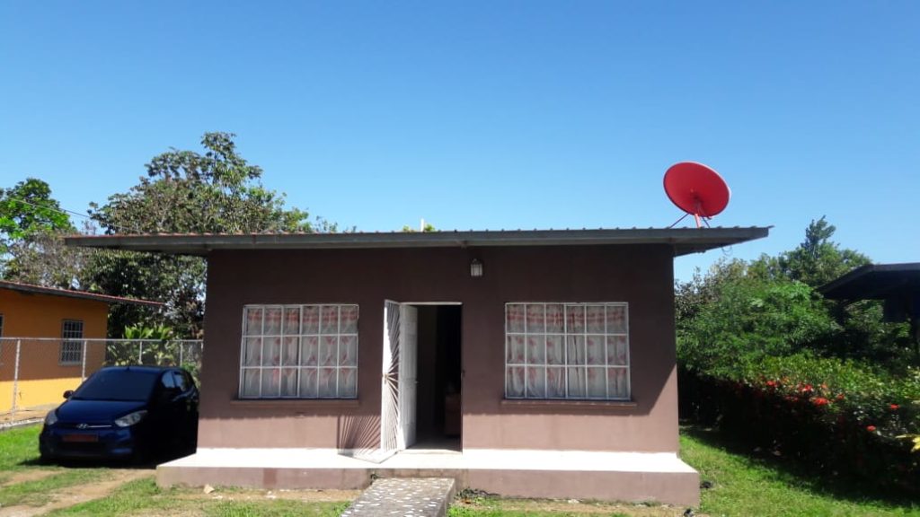 Vendo casa en Nuevo Horizonte, Los Algarrobos-Dolega