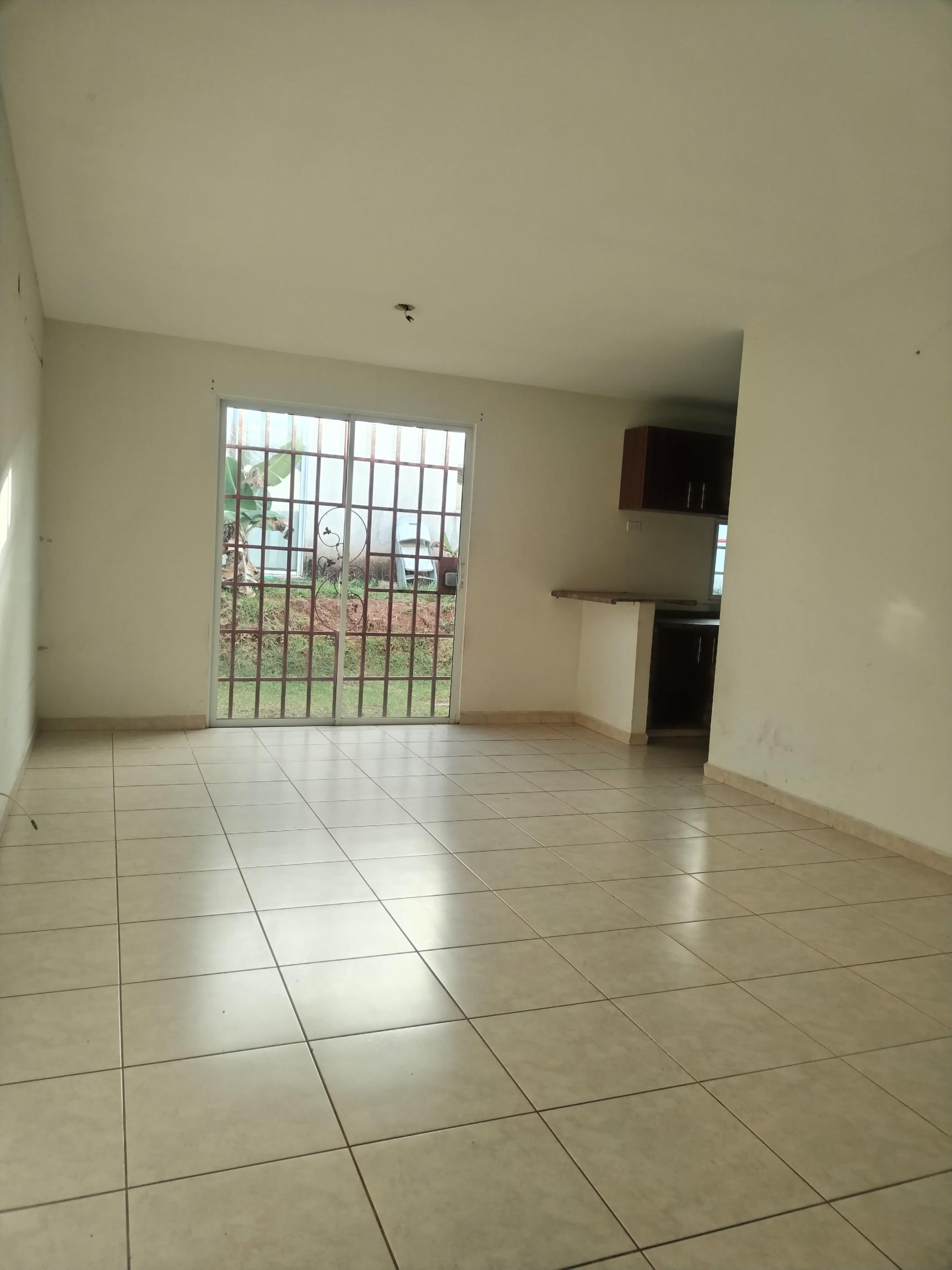 Se venda casa en Las Arboledas-La Chorrera